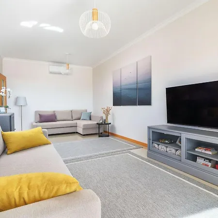 아파트 Elena 2 Mit Blick Auf Wasser By Interhome