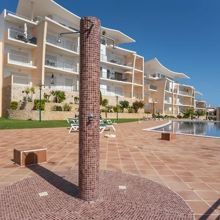 아파트 Elena 2 Mit Blick Auf Wasser By Interhome *